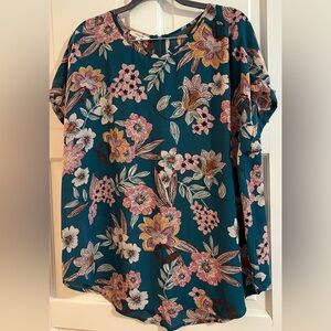 Maurices women’s plus Teal Floral Blouse Sz 0X